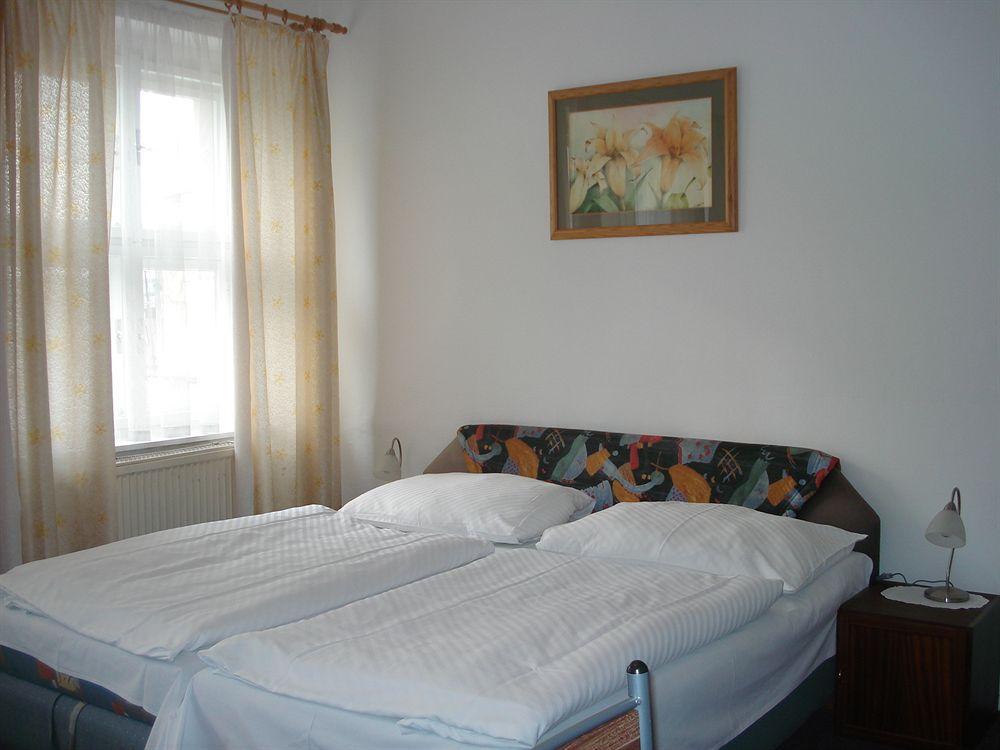 Pension Unie Prag Exterior foto